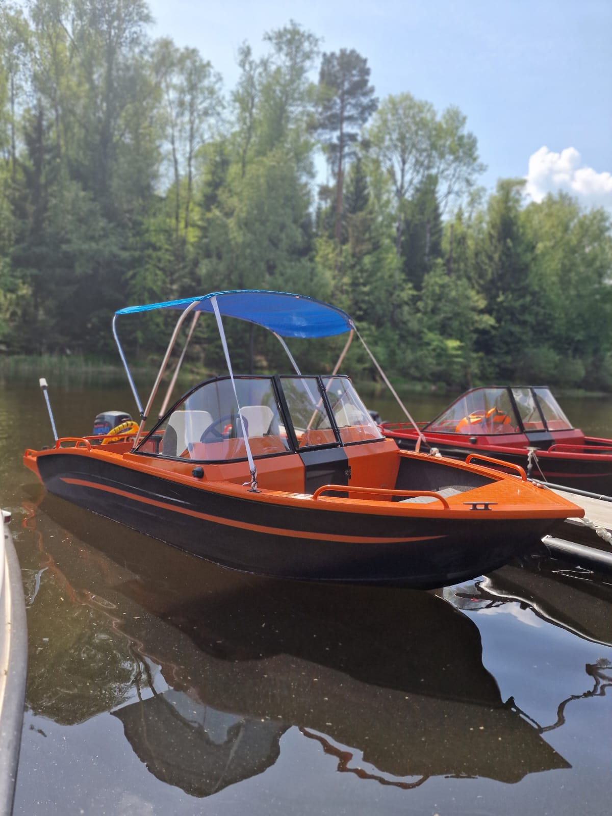 Катер без капитана (до 4 мест)   》